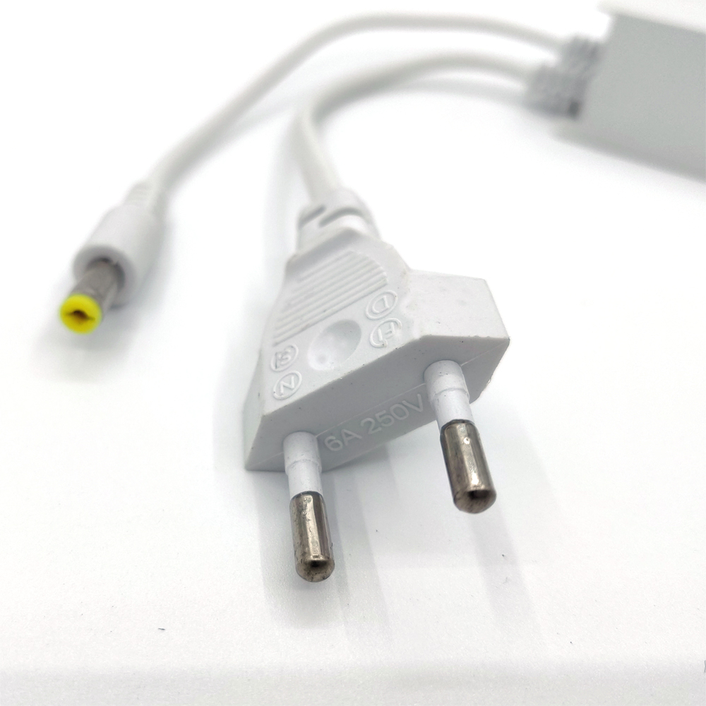 White AC 100-240V Input DC 12V - Outdoor Power Adapter ulasan dan harga